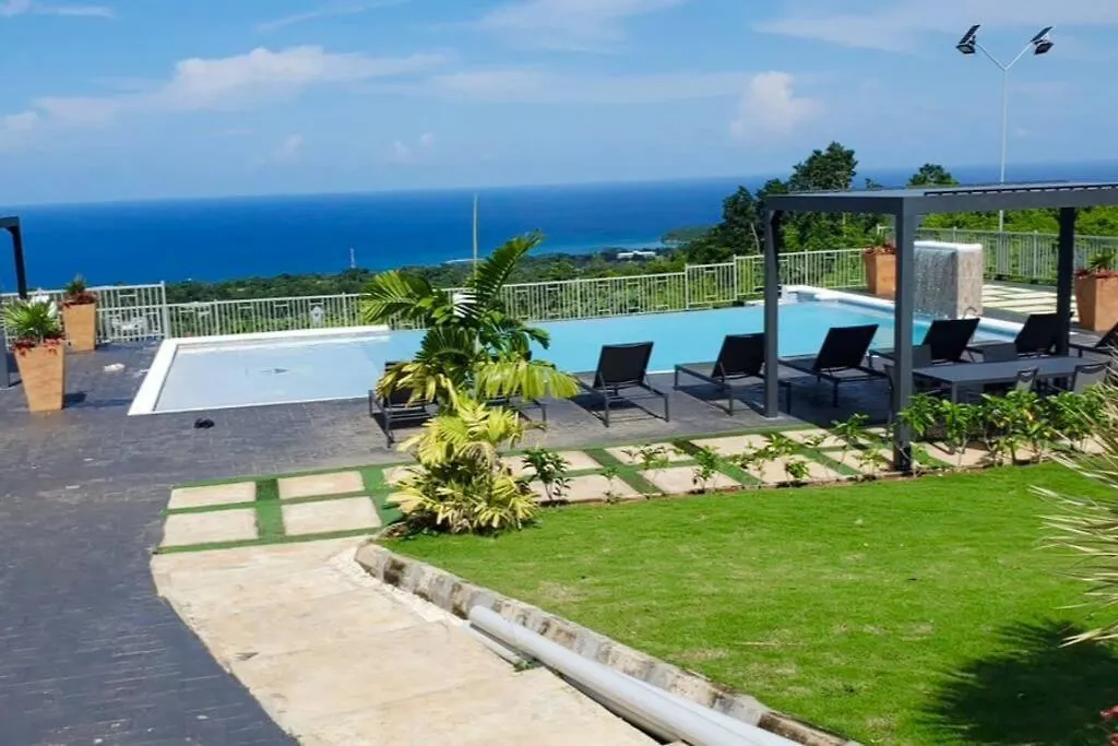 Villa La Rosa With Spectacular View Of Ocho Rios